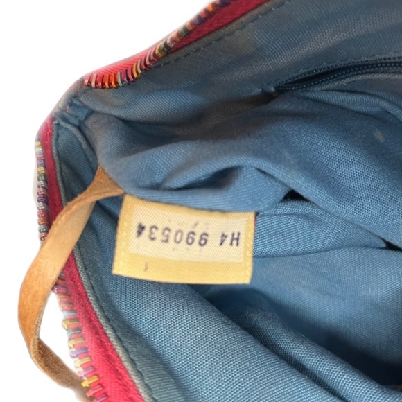 Dooney and Bourke Vintage Red/Pink Y2K with 🌈Rainbow Zipper 🌈 - Picture 4 of 4